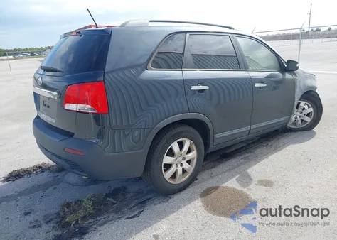 2013 Kia Sorento Lx from USA, damaged, VIN 5XYKT3A67DG392222